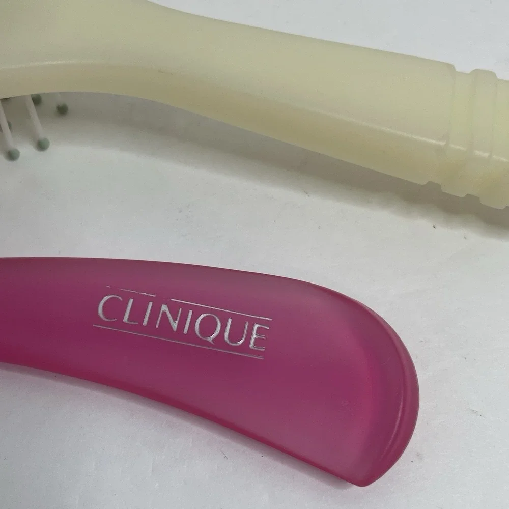 Clinique 2 Hair Combs/ 1 Brush Wide Tooth Detangling Hard Plastic White Pink VTG